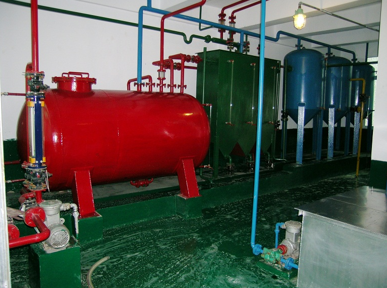 Solvent recovery system