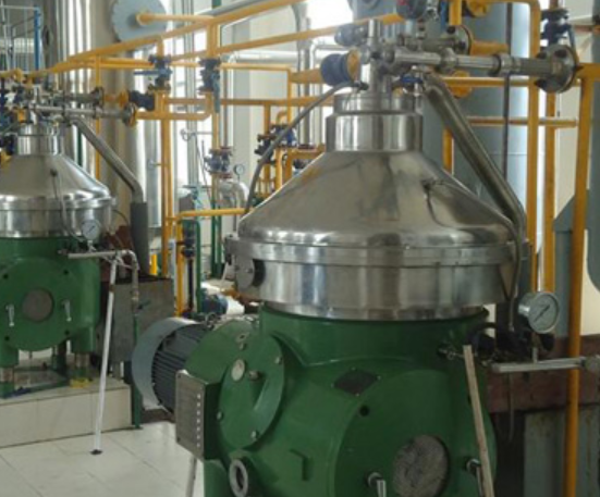 Oil refining and degumming section